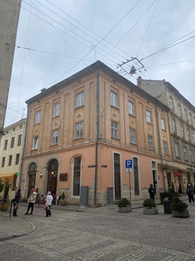 Appartement 1 Minute To Rynok Square à Lviv Extérieur photo